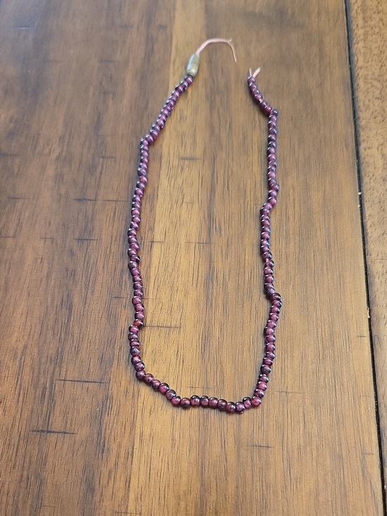 Jewelry - Vintage (1940s) Handcrafted Garnet Beaded Necklace - Elegant Women's Jewelry